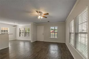 138 Varsity Dr, Huntsville, TX 77340 - Photo 6