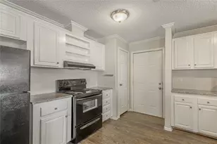 138 Varsity Dr, Huntsville, TX 77340 - Photo 12