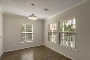 138 Varsity Dr, Huntsville, TX 77340 - Photo 8