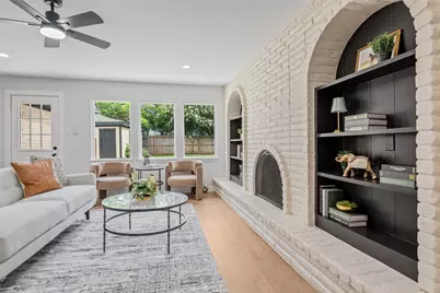 6114 Valkeith Drive, Houston, TX 77096 - Photo 2
