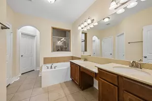 3500 Arezzo Cir, Friendswood, TX 77546 - Photo 16