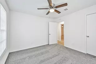 105 Live Oak St, Baytown, TX 77520 - Photo 16