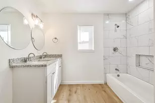 105 Live Oak St, Baytown, TX 77520 - Photo 24
