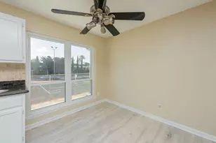 13 Mariner Village Dr, Seabrook, TX 77586 - Photo 26