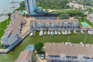 13 Mariner Village Dr, Seabrook, TX 77586 - Photo 8