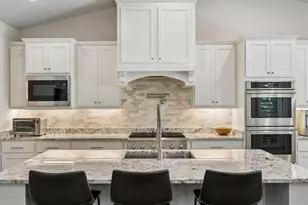 111 N Bimini Twist Cir, The Woodlands, TX 77375 - Photo 6