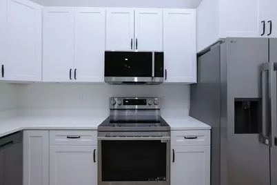 1241 Chateau Woods Parkway Drive, Conroe, TX 77385 - Photo 10