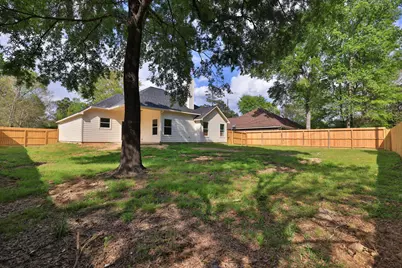 1241 Chateau Woods Parkway Drive, Conroe, TX 77385 - Photo 38