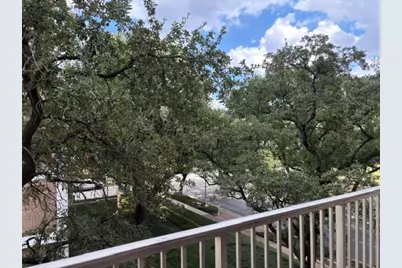 3614 Montrose Boulevard #300, Houston, TX 77006 - Photo 2