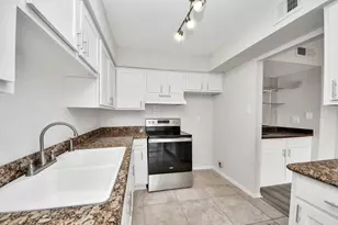 1818 Augusta Dr, Houston, TX 77057 - Photo 14