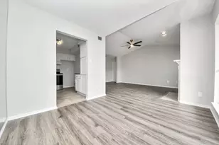 1818 Augusta Dr, Houston, TX 77057 - Photo 10