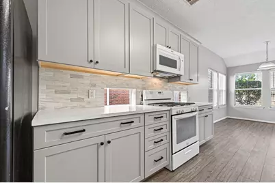 11607 Oak Lake Park Drive, Sugar Land, TX 77498 - Photo 14