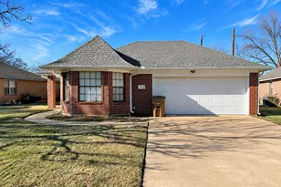 3115 Edgewood, Dickinson, TX 77539 - Photo 1