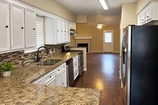 3115 Edgewood, Dickinson, TX 77539 - Photo 2