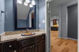 713 Bayou Crest Dr, Dickinson, TX 77539 - Photo 18