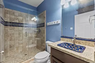 713 Bayou Crest Dr, Dickinson, TX 77539 - Photo 32