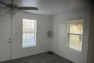 2115 Bonnie St, Orange, TX 77630 - Photo 12