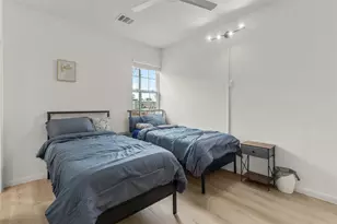 5505 Oakmont Villas Dr, Houston, TX 77091 - Photo 16