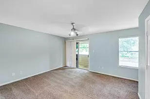 1500 Sandy Springs Unit 35 Rd, Houston, TX 77042 - Photo 18