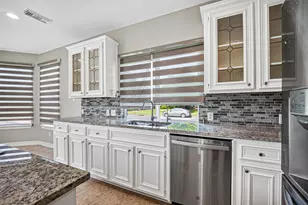 3023 Brookview Dr, Pearland, TX 77584 - Photo 12