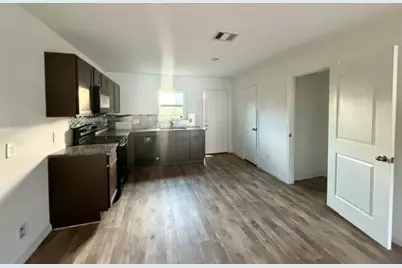 17051 Marie Village Drive, Conroe, TX 77306 - Photo 4