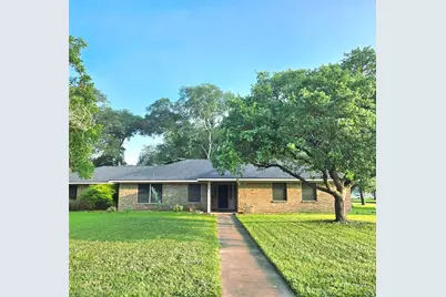 202 W West Street, El Campo, TX 77437 - Photo 4