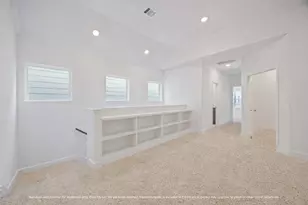 224 E 27th St, Houston, TX 77008 - Photo 12