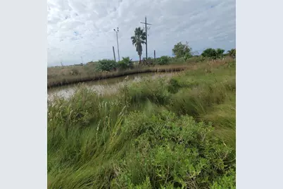 1287, 1291 & 1295 N Monkhouse Drive, Crystal Beach, TX 77650 - Photo 6