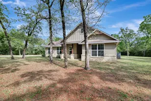 1196 Evelyn Ct, Franklin, TX 77856 - Photo 4