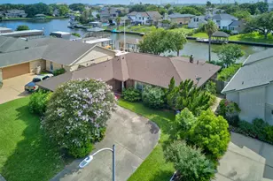 61 Lebrun Ct, Galveston, TX 77551 - Photo 36