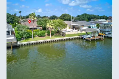 61 Lebrun Court, Galveston, TX 77551 - Photo 4