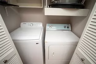 2255 Braeswood Park Dr, Houston, TX 77030 - Photo 26