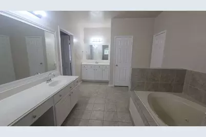 14902 Arvonshire Court, Houston, TX 77049 - Photo 16