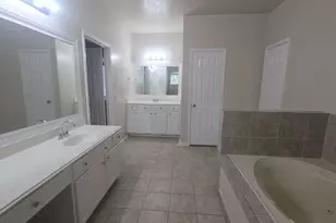 14902 Arvonshire Ct, Houston, TX 77049 - Photo 16