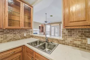 14420 Walters Rd, Houston, TX 77014 - Photo 10