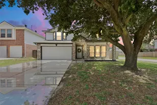 2446 Halstead Dr, Spring, TX 77386 - Photo 2