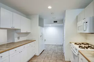 2803 Ashwood St, Houston, TX 77025 - Photo 4