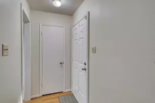 2525 Longmire Dr, College Station, TX 77845 - Photo 2