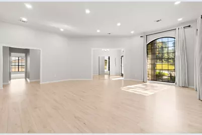 132 Mockingbird Lane, Livingston, TX 77351 - Photo 4