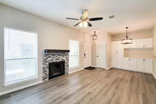8299 Cambridge St, Houston, TX 77054 - Photo 4