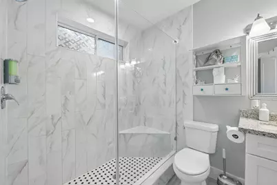 1022 Avenue L, Galveston, TX 77550 - Photo 48