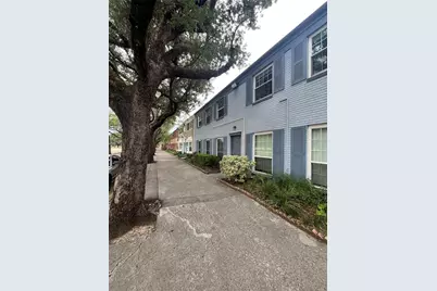 11609 Chimney Rock Road, Houston, TX 77035 - Photo 10