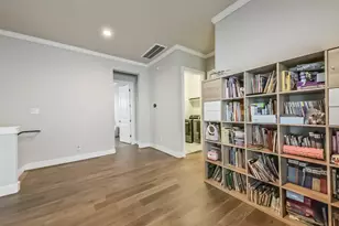 10914 Brookeshire Chase Ln, Houston, TX 77043 - Photo 26