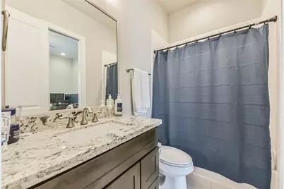 10914 Brookeshire Chase Lane, Houston, TX 77043 - Photo 44