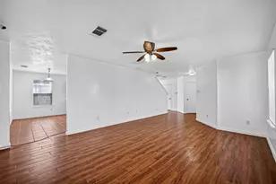 4403 Sprangletop Ave, Baytown, TX 77521 - Photo 6