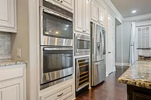 179 Lake View Loop, Fulshear, TX 77441 - Photo 12