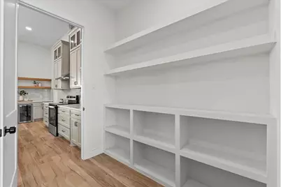 224 Cripple Creek Lane, Angleton, TX 77515 - Photo 22