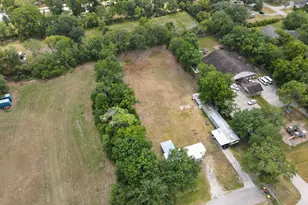 1714 Massey Tompkins Rd, Baytown, TX 77521 - Photo 20