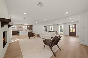 10111 Kerrwood Ln, Houston, TX 77080 - Photo 6