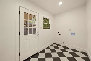 10111 Kerrwood Ln, Houston, TX 77080 - Photo 26